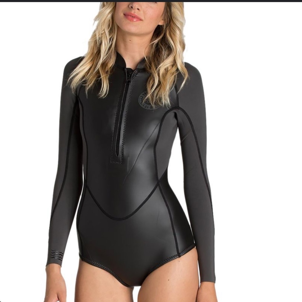 Billabong surf capsule 2mm wetsuit springsuit rashguard